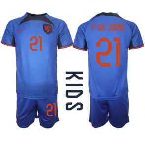 Nederländerna Frenkie de Jong #21 kläder Barn VM 2022 Bortatröja Kortärmad (+ korta byxor)